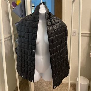 North Face Down Nylon scarf with secret pocket preowned